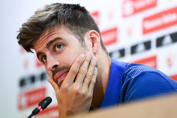Pique: 'Thanh cong cua Real chua la gi voi Barca' hinh anh