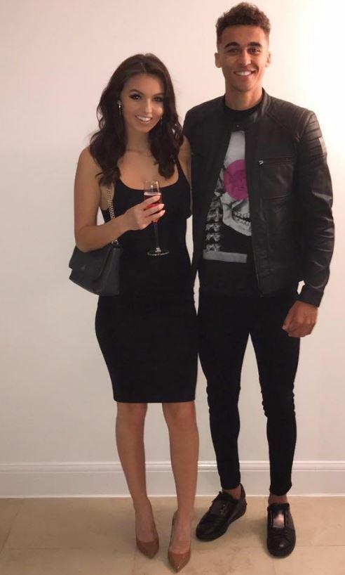 Sao tre Everton noi tieng nho ban gai boc lua anh 3