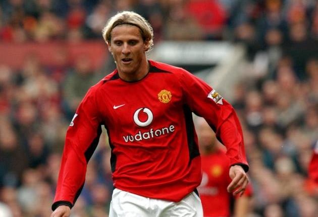 Doi hinh sao MU bi ban di qua som anh 21