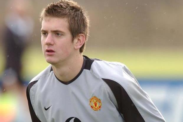 Doi hinh sao MU bi ban di qua som anh 1