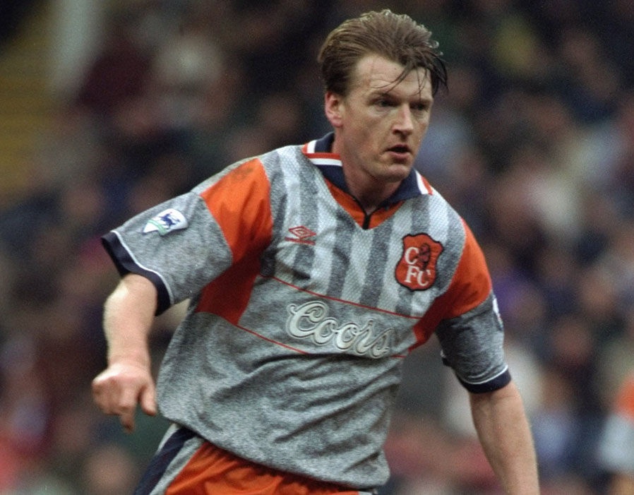 11 thảm họa áo đấu trong kỷ nguyên Premier League ảnh 2 11 tham hoa ao dau trong ky nguyen Premier League anh 2