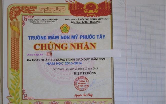 Chua het nam hoc da cap giay chung nhan! hinh anh