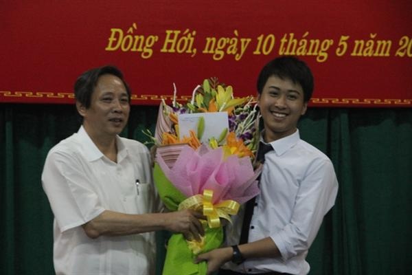 á quân Olympic Vật lý ảnh 2 a quan Olympic Vat ly anh 2