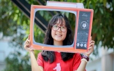 ‘Co gai Phap’ va tinh yeu voi nhung dieu gian di hinh anh