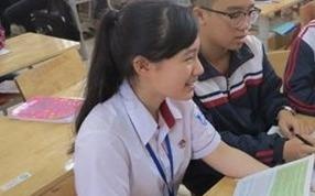 Co hoc tro ‘vang’ mon Tieng Anh hinh anh