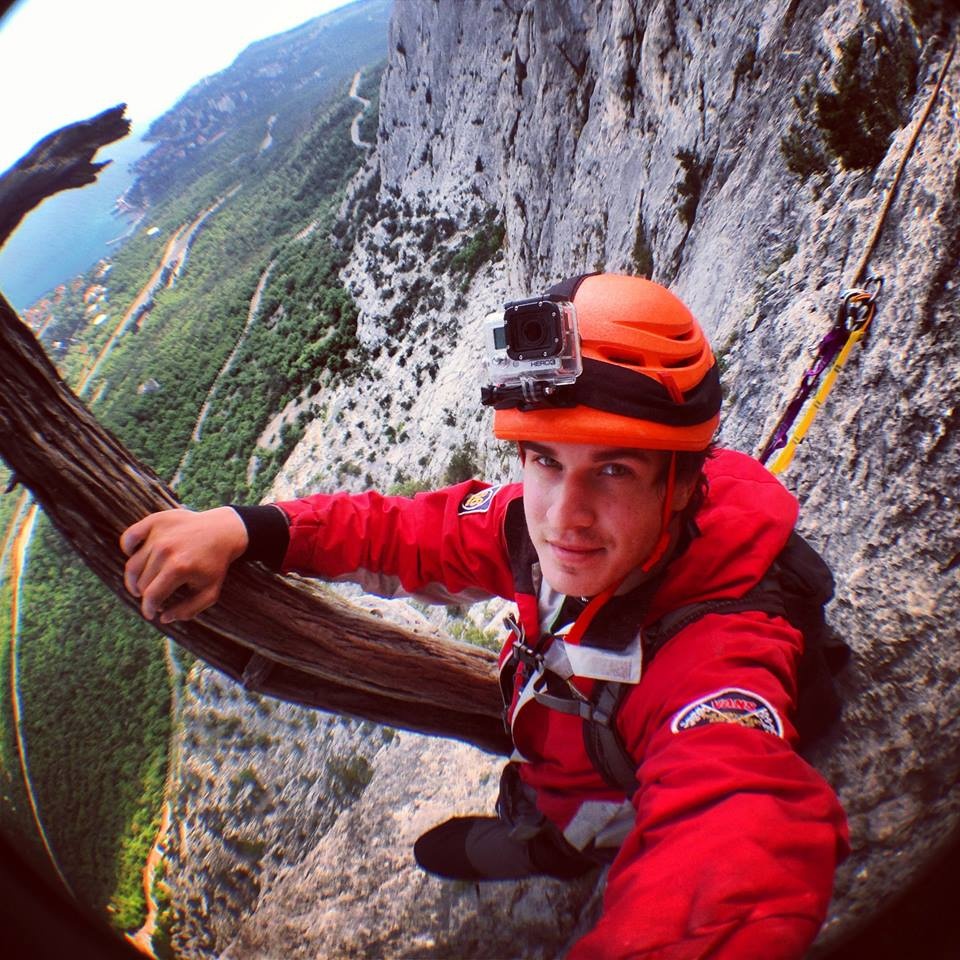 anh Tây chèo thuyền giữa phố Hà Nội ảnh 2 anh Tay cheo thuyen giua pho Ha Noi anh 2