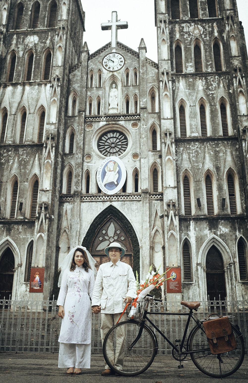 anh cuoi thoi bao cap anh 9