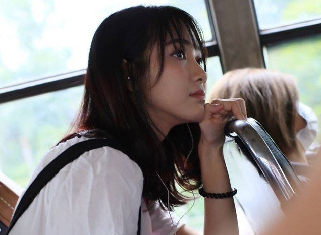 cô gái hát trên xe buýt bị quay lén ảnh 1 co gai hat tren xe buyt bi quay len anh 1