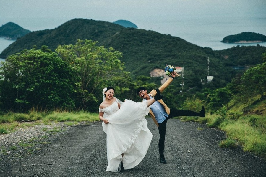 anh cuoi cuoi tha ga cua cap doi 9X anh 9