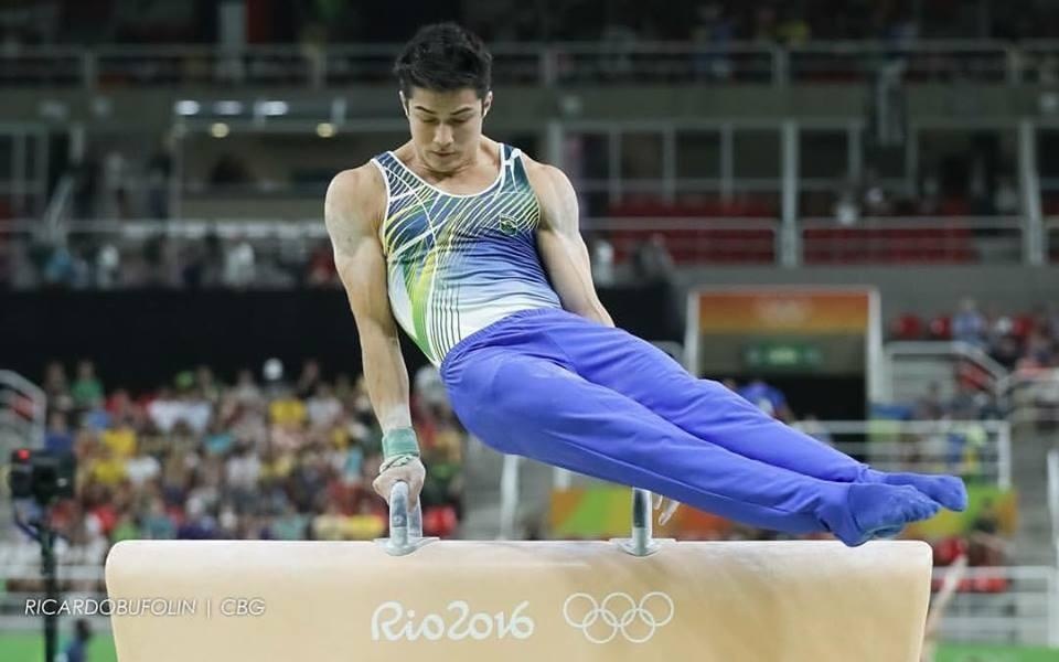 Man bieu dien dep mat cua hot boy Brazil hinh anh