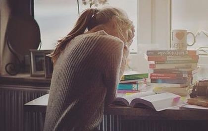 Tin loi hua, co gai 9X lam me don than sau 5 nam yeu hinh anh