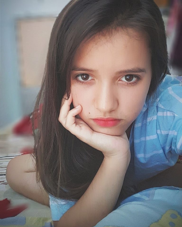 co gai 10X lai tay xinh dep anh 4