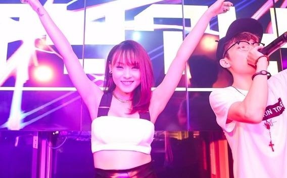 DJ Ty Ty choi nhac soi dong tai dai tiec bai bien Vung Tau hinh anh