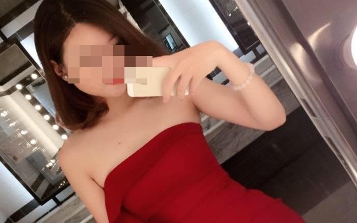 Nhieu Facebook mao danh 9X coi ao nguc bit mui o dam chay hinh anh