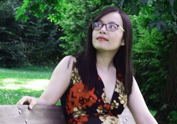 Tam su cua du hoc sinh ve nuoc Phap hoa le va day am anh hinh anh