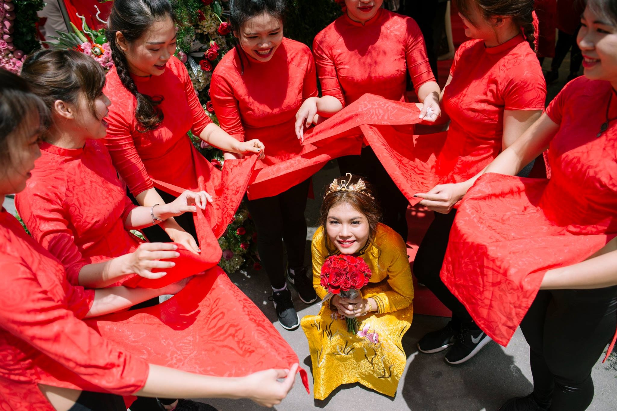 clip đón dâu độc đáo tại Sài Gòn ảnh 2 clip don dau doc dao tai Sai Gon anh 2