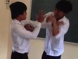 Hoi chung so hoc duong vi quyen cua lop truong, sao do hinh anh