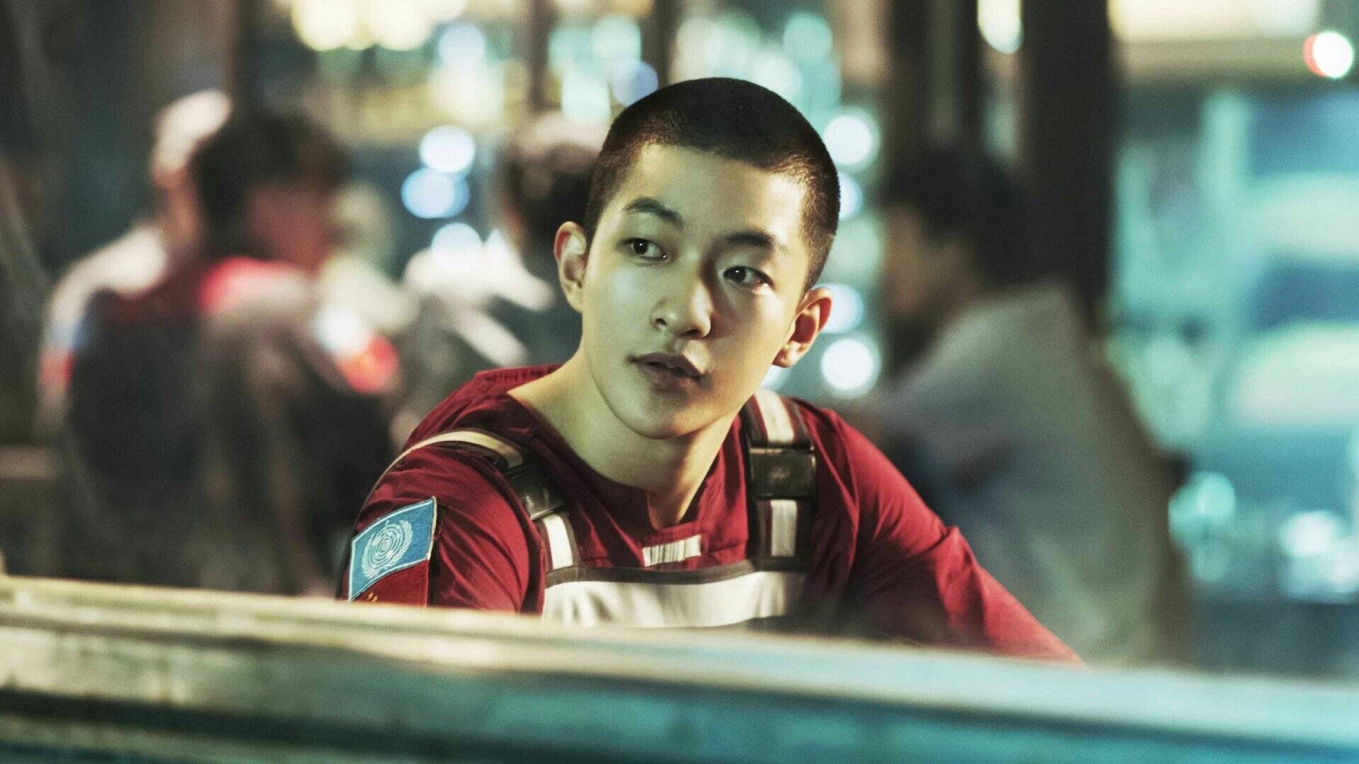 Ngo Kinh Luu lac dia cau,  Khuat So Tieu anh 4