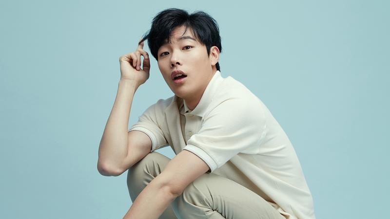 Ryul Jun Yeol,  sao nam xấu lạ ảnh 1 Ryul Jun Yeol,  sao nam xau la anh 1