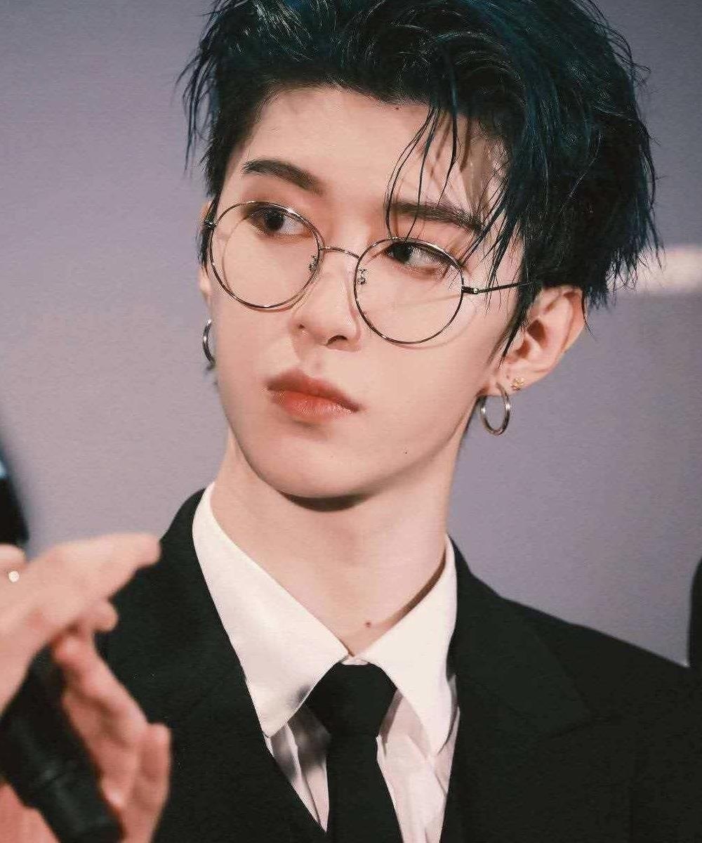 Pham Bang Bang,  Than tuong Trung anh 3