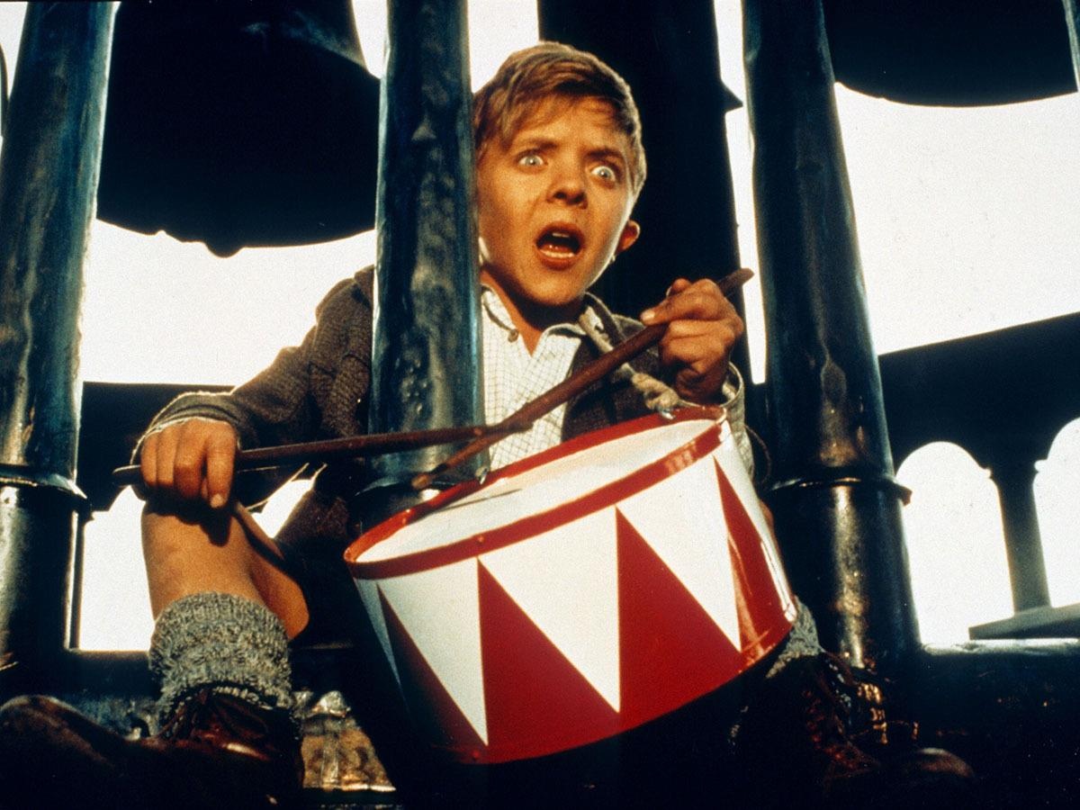 Phim My de tre dong canh nong,  phim Vo ba anh 1