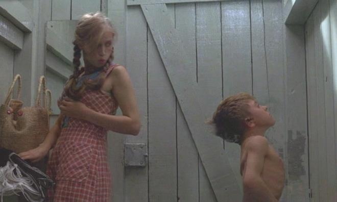 Phim My de tre dong canh nong,  phim Vo ba anh 4