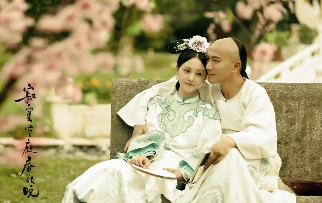 Duong Mich,  Luu Thi Thi,  Chau Dong Vu,  Thu Ky anh 2