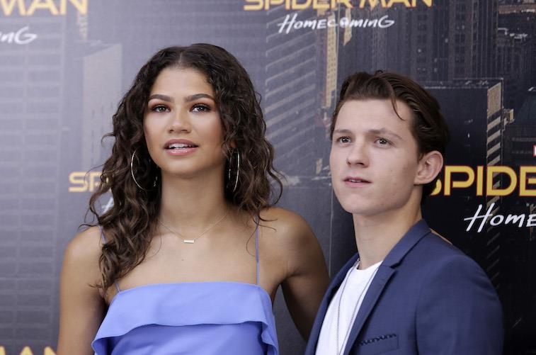 'Nguoi Nhen' Tom Holland noi ve tin hen ho sao nu dong canh nong hinh anh