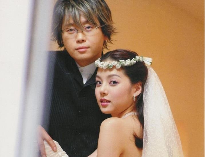 Song Hye Kyo,  Song Joong Ki,  Ly hon anh 6