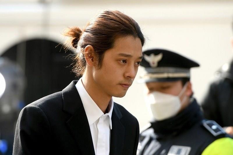 Jung Joon Young,  Choi Jong Hoon,  Burning Sun ảnh 1 Jung Joon Young,  Choi Jong Hoon,  Burning Sun anh 1
