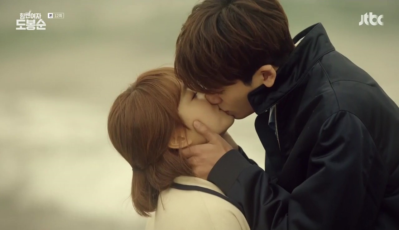 canh hon,  phim Han,  Hyun Bin,  Suzy,  Gong Yoo anh 8