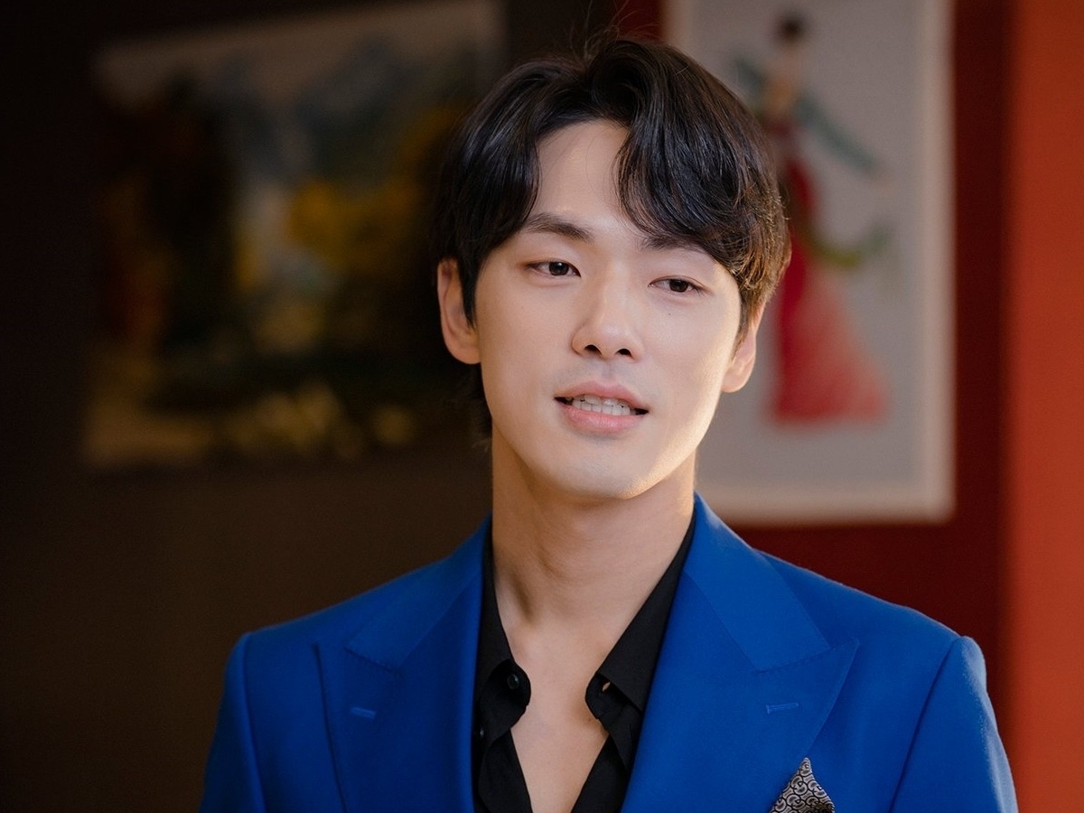 ‘Thanh lua dao’ khien Hyun Bin ghen trong ‘Ha canh noi anh’ la ai? hinh anh