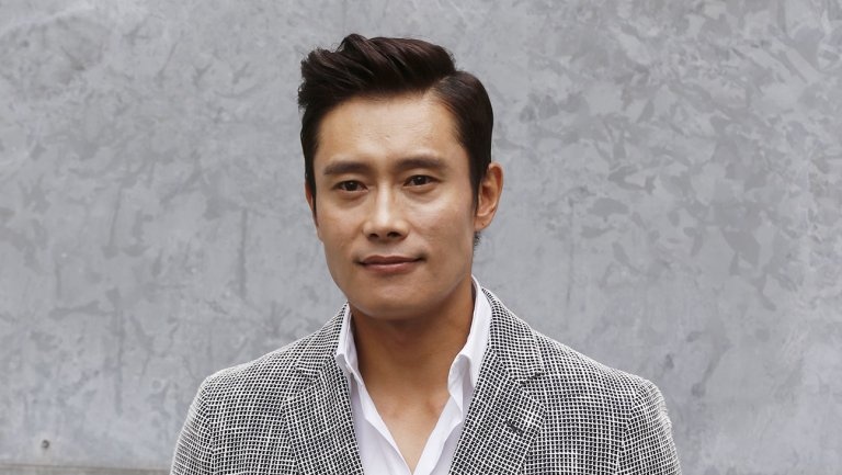 Bê bối tình dục,  Jang Dong Gun,  Joo Jin Mo,  Lee Byung Hun ảnh 11 Be boi tinh duc,  Jang Dong Gun,  Joo Jin Mo,  Lee Byung Hun anh 11