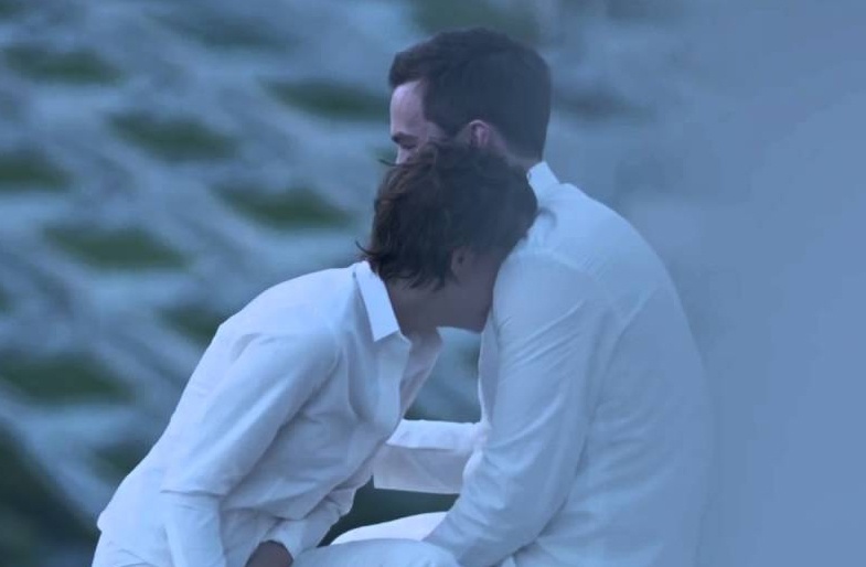 Tinh yeu thon thuc giua tham hoa dich benh hinh anh