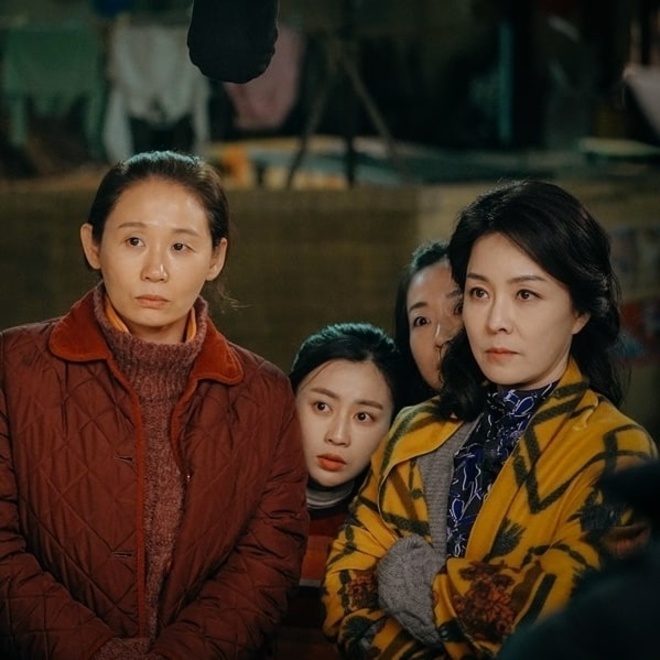 Ha canh noi anh,  Son Ye Jin,  Trieu Tien,  phu nu Trieu Tien anh 3