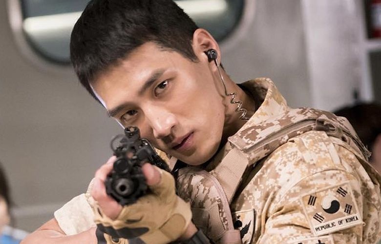 Tầng lớp Itaewon,  Itaewon Class,  Park Seo Joon,  Ahn Bo Hyun,  Kim Da Mi,  Song Hye Kyo ảnh 6 Tang lop Itaewon,  Itaewon Class,  Park Seo Joon,  Ahn Bo Hyun,  Kim Da Mi,  Song Hye Kyo anh 6