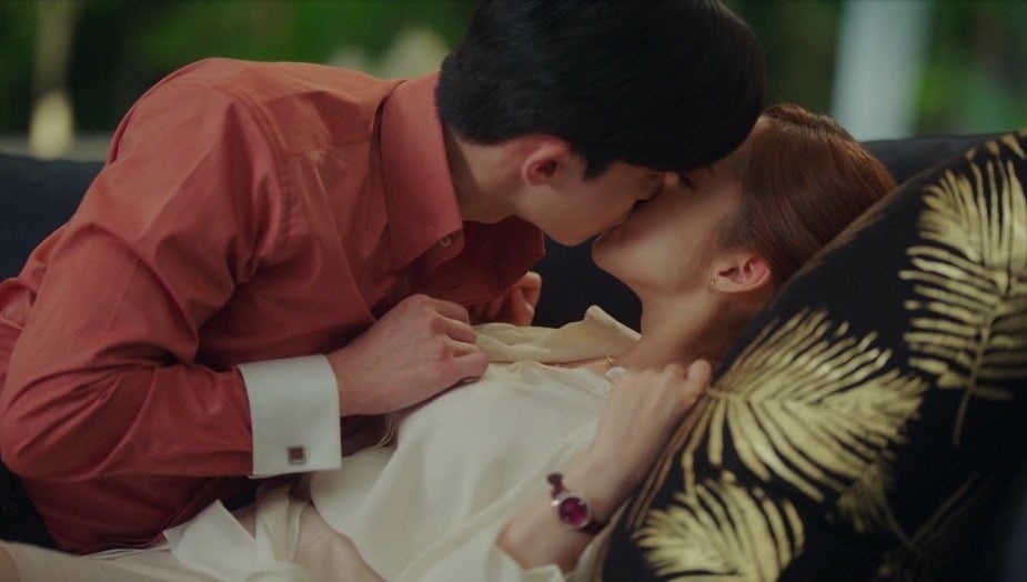 Nu hon nong bong cua Park Seo Joon cung dan nguoi tinh man anh hinh anh