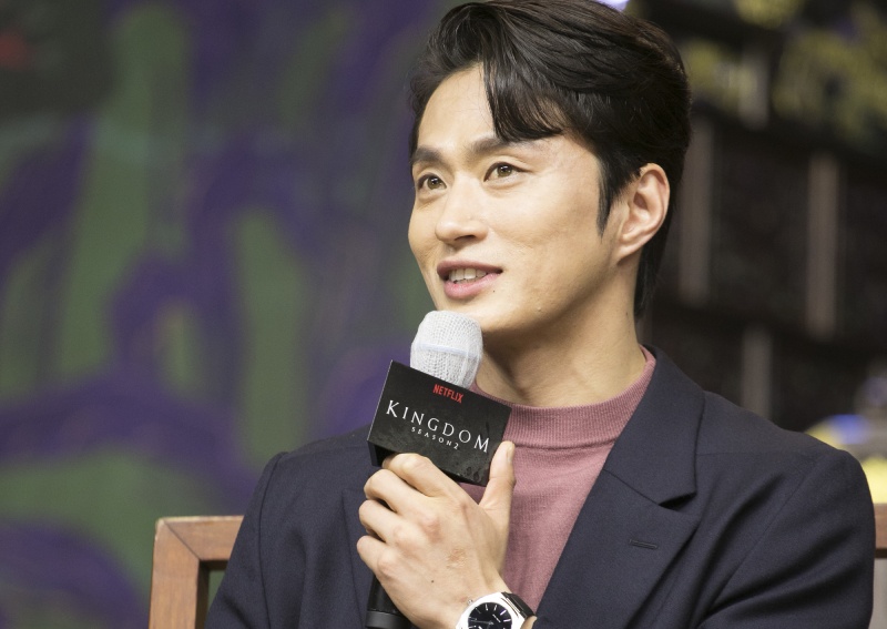 Kingdom,  Joo Ji Hoon,  Kim Sung Kyu anh 8