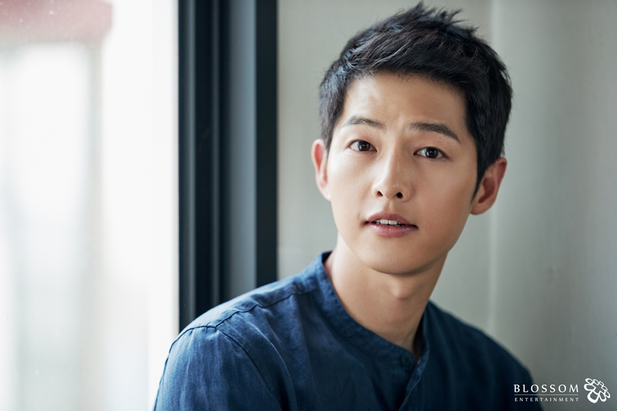 Tang lop Itaewon,  Song Joong Ki,  Song Hye Kyo,  Kingdom anh 3