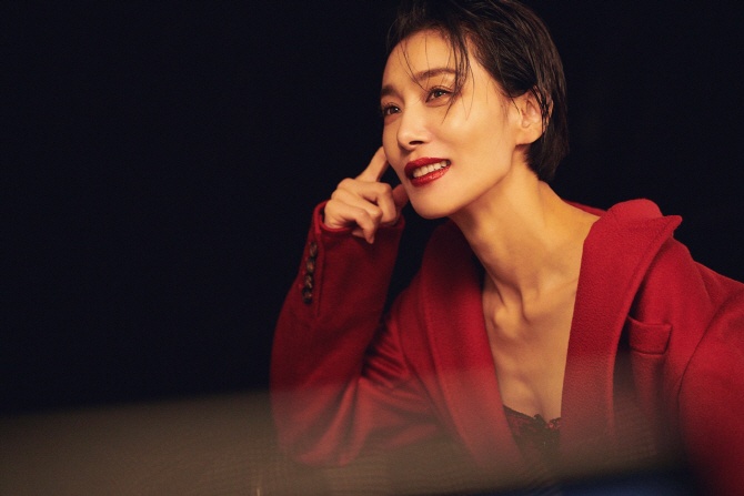 Kim Seo Hyung,  Ac nu quoc dan,  Nobody Knows anh 4