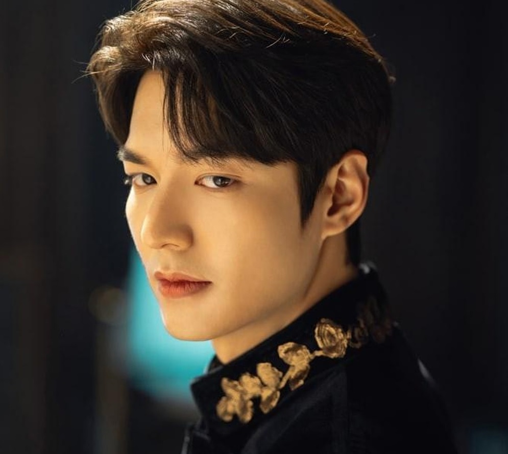 Doan lam phim 'Quan vuong bat diet' co Lee Min Ho dong bi to gian doi hinh anh