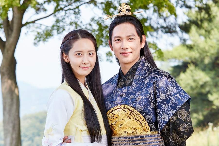 phim Han e khach,  Jung Hae In,  Hwang Jung Eum anh 3