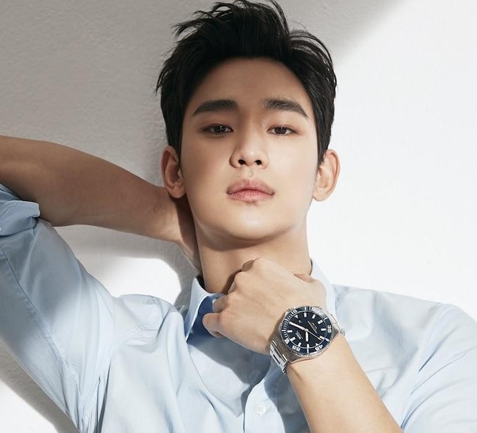 Kim Soo Hyun,  Vi sao dua anh toi,  Mat trang om mat troi anh 2