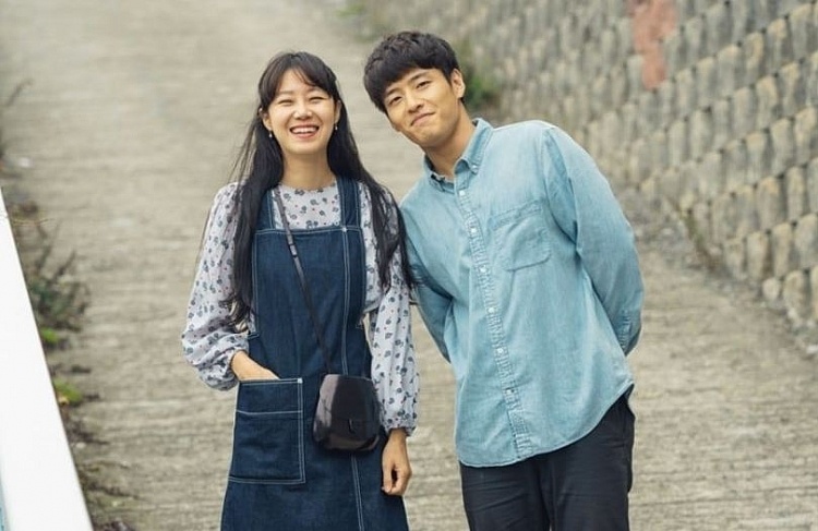 Baeksang 2020,  Quả cầu vàng,  Hyun Bin,  Son Ye Jin ảnh 3 Baeksang 2020,  Qua cau vang,  Hyun Bin,  Son Ye Jin anh 3