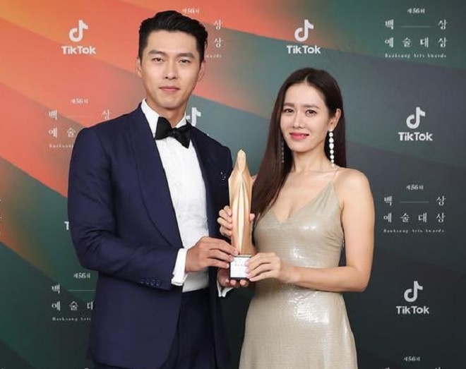 Baeksang 2020,  Quả cầu vàng,  Hyun Bin,  Son Ye Jin ảnh 6 Baeksang 2020,  Qua cau vang,  Hyun Bin,  Son Ye Jin anh 6