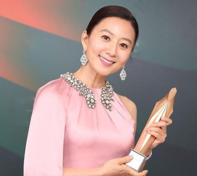 Lee Min Ho,  Quan vuong bat diet,  The gioi hon nhan,  Chuyen doi bac si anh 2