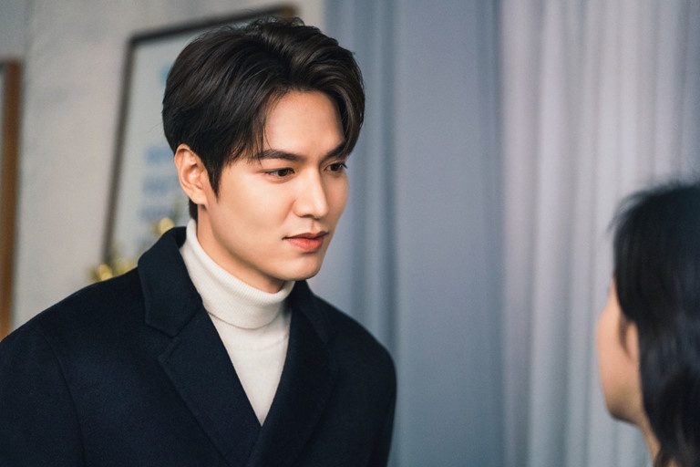 Lee Min Ho,  Quan vuong bat diet,  The King: Eternal Monarch anh 3