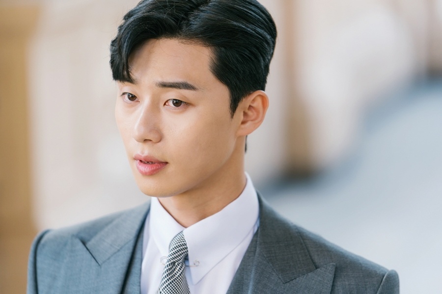 Kim Soo Hyun,  Lee Min Ho,  Park Seo Joon,  Lee Jong Suk anh 3