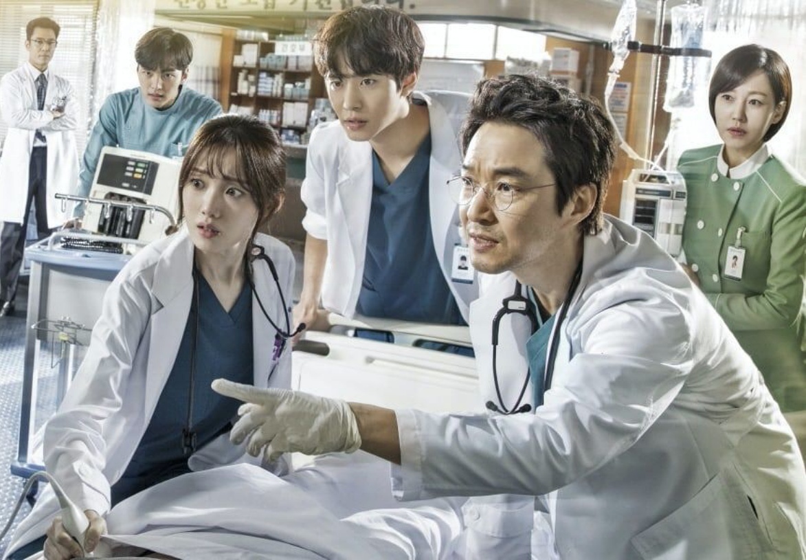 Ha canh noi anh,  The gioi hon nhan,  Hyena,  Kim Hye Soo,  Joo Ji Hoon anh 1