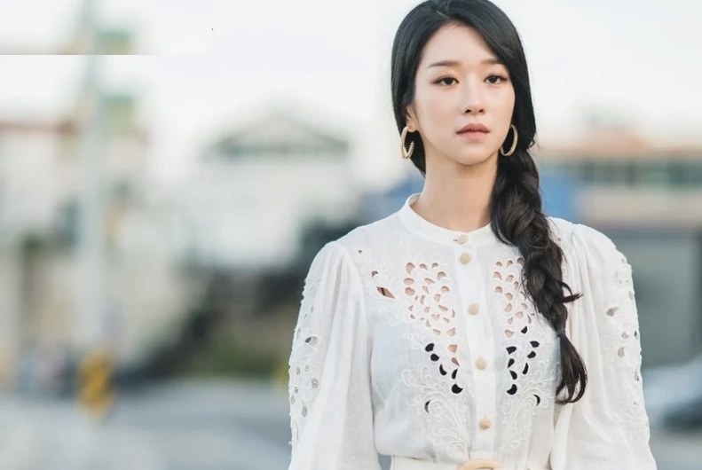 IU,  Seo Ye Ji,  Dien thi co sao,  Hotel del Luna anh 4